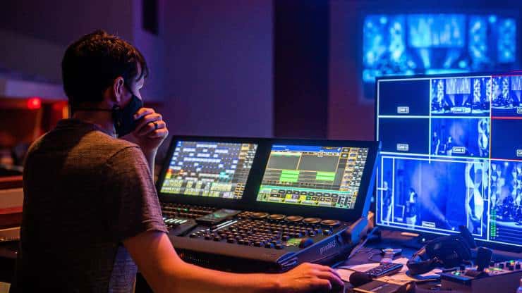 15 of all smes come from the professional scientific technical sector