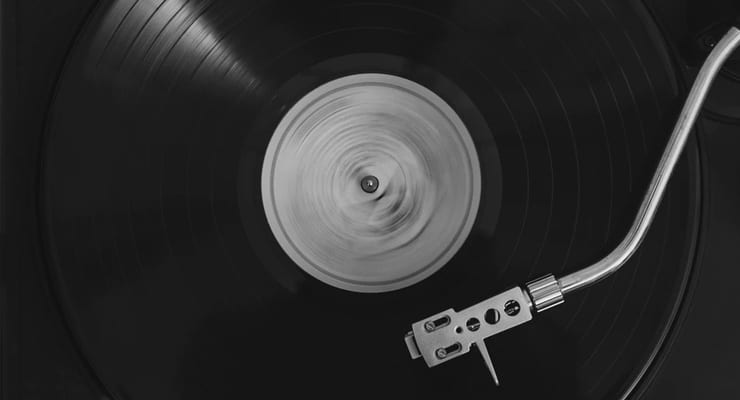 play vinyl